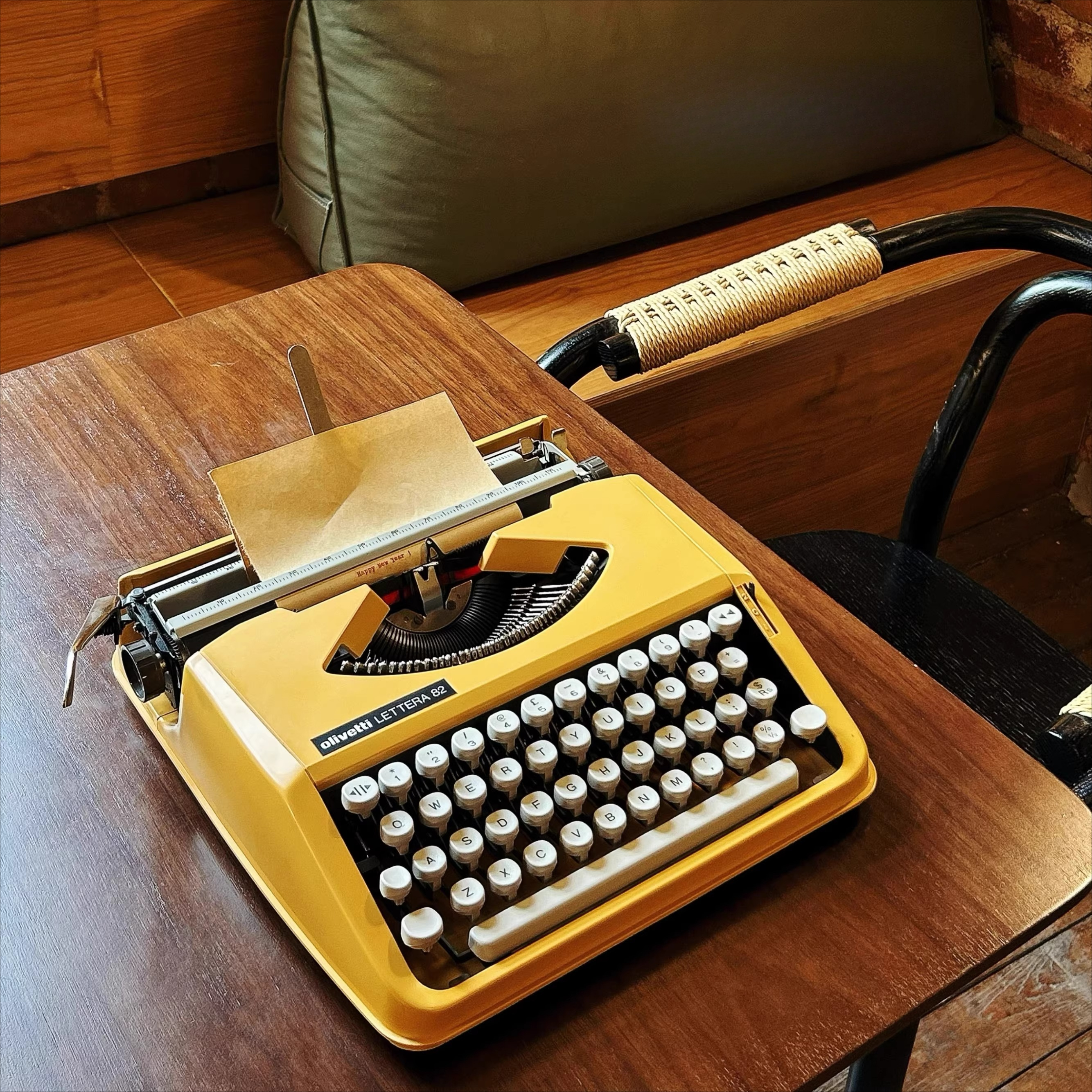 Vintage typewriter - Gaming Keyboard Typewriter incelemesi ve fiyatı