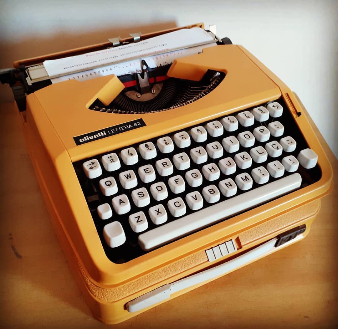 Vintage typewriter - Gaming Keyboard Typewriter incelemesi ve fiyatı